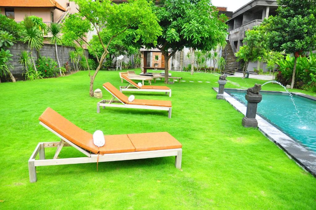 Si Doi Hotel Legian Kuta Lombok Exterior foto